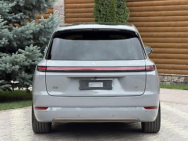 geely coolray 2025: Lixiang L9: 2025 г., 1.5 л, Автомат, Гибрид, Кроссовер — 3