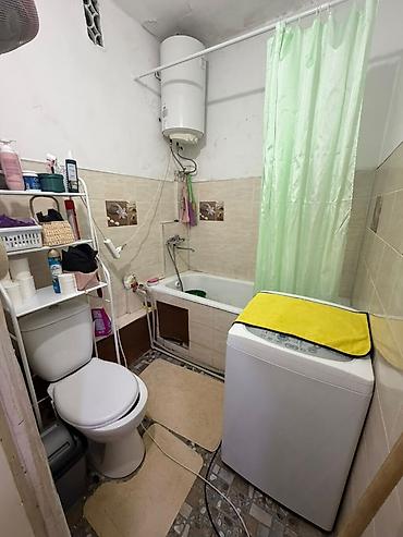 одна комната: Продаётся 1 комн квартира. кв ковровщиков 14 дом 1 этаж — 1