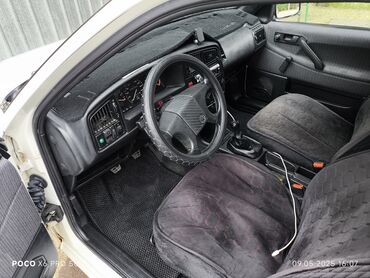 Volkswagen: Volkswagen Passat: 1991 г., 1.8 л, Механика, Газ, Седан