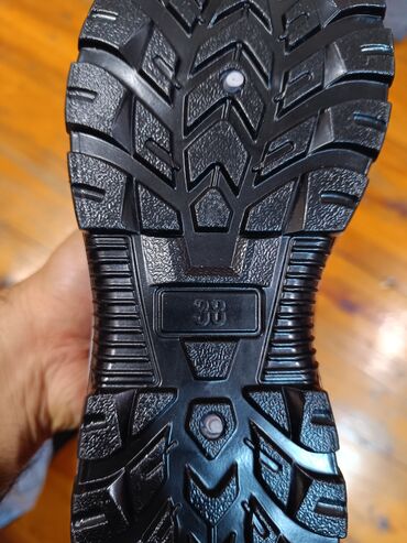 Botinkalar: Xanımlar üçün təzə isti ayaqqab .Real alıcılar zəng etsin.Təzədir — 9