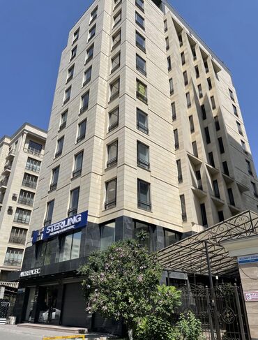 купить участок под бизнес в бишкеке: Сдаю Офис, 120 м², В бизнес центре, 1 линия