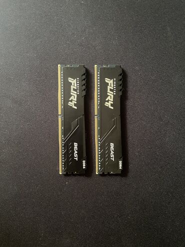 Оперативная память (RAM): Оперативная память, Б/у, Kingston Fury, 32 ГБ, DDR4, 3200 МГц, Для ПК