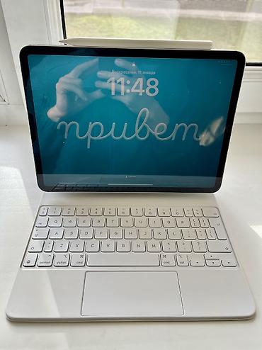 i̇pad: Планшет, Apple, память 256 ГБ, 11" - 12", 5G, Б/у, Классический цвет - Белый — 1