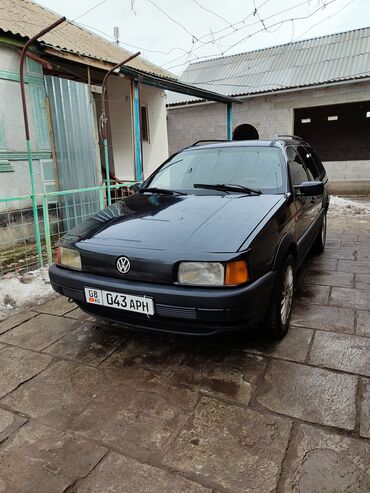 опел универсал: Volkswagen Passat: 1993 г., 2 л, Механика, Бензин, Универсал