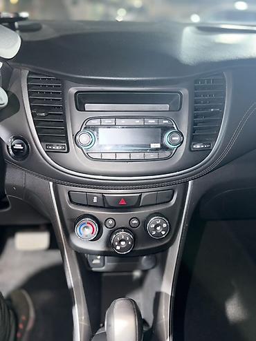 spark 2016: Chevrolet Trax: 2020 г., 1.4 л, Автомат, Бензин, Кроссовер — 10