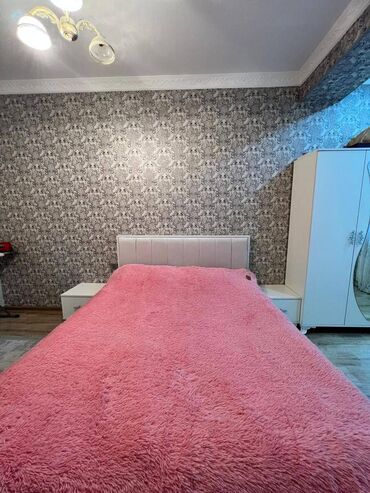 Uzunmüddətli kirayə mənzillər: İnşaatçılar metrosunun çıxışında, 14 mərtəbəli binanın 10-cu — 8