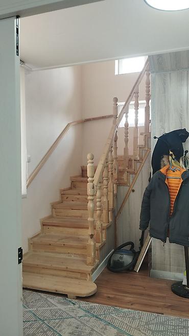 Кухонные шкафы: Сдаю дом только студентам порядочный чистоплотная девушкам! Удобства — 10