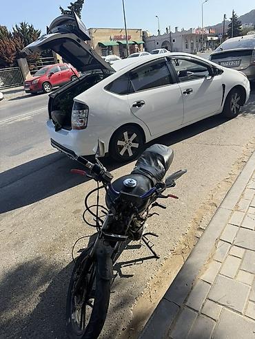 Мопеды, скутеры: Moped/Motosiklet – şəhər içi sürüş üçün praktik benzinli model — 2