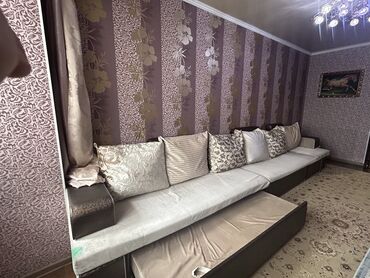 прямые диваны в бишкеке: Прямой диван, цвет - Бежевый, Б/у