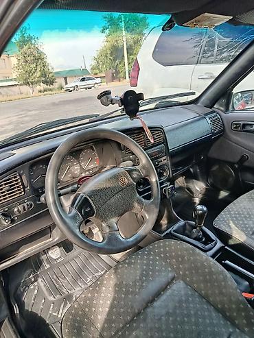 авто портер: Volkswagen Passat: 1996 г., Механика, Бензин, Седан — 7