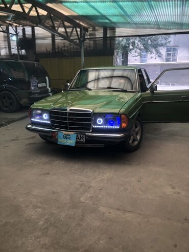 купить двигатель дизельный: Mercedes-Benz : 1982 г., 2.4 л, Механика, Дизель, Седан
