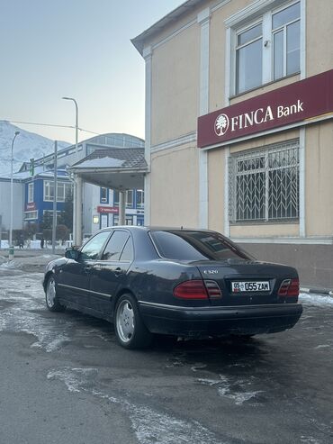 Mercedes-Benz: Mercedes-Benz E-Class: 1997 г., 3.2 л, Автомат, Бензин — 4