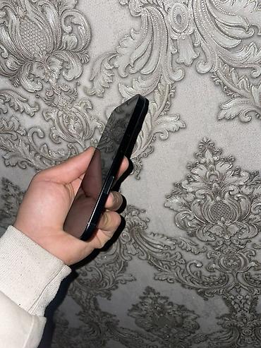 Apple iPhone: IPhone 16, Б/у, 128 ГБ, Midnight, Чехол, 91 % — 9