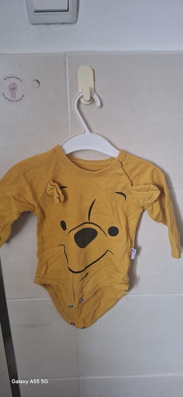 otkup decije garderobe: Disney, Bodi za bebe, 62-68