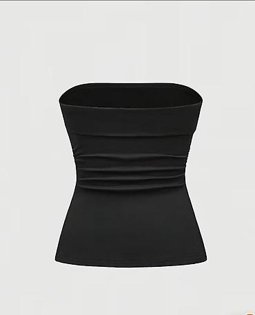topdan ətir: Qara strapless top

S ölçü.Geyinilməyib — 1