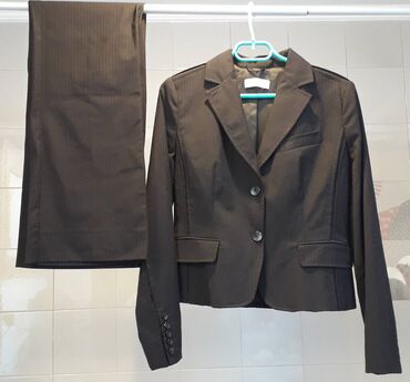 Κουστούμι i BLUES καφέ σκούρο ριγέ - Μέγεθος S/Μ50% wool 30% Polyester
