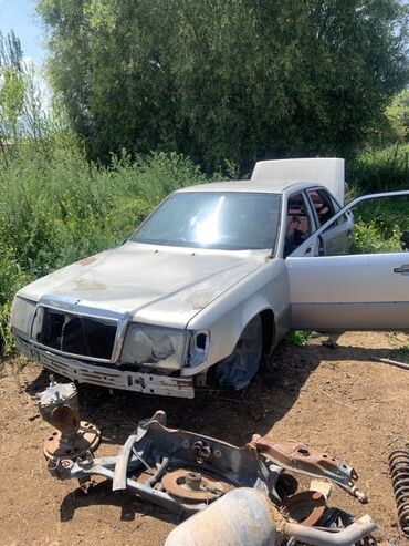 ручка кпп тойота: Автомобиль Mercedes-Benz E-класса (W124) в кузове седан