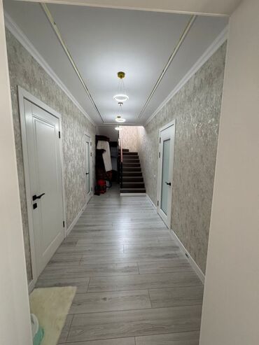 продаю дом ваенно антоновка: Дом, 200 м², 5 комнат, Собственник
