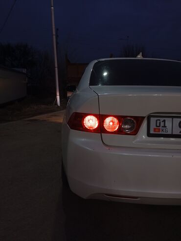 Honda: Honda Accord: 2004 г., 2 л, Типтроник, Бензин, Седан — 6