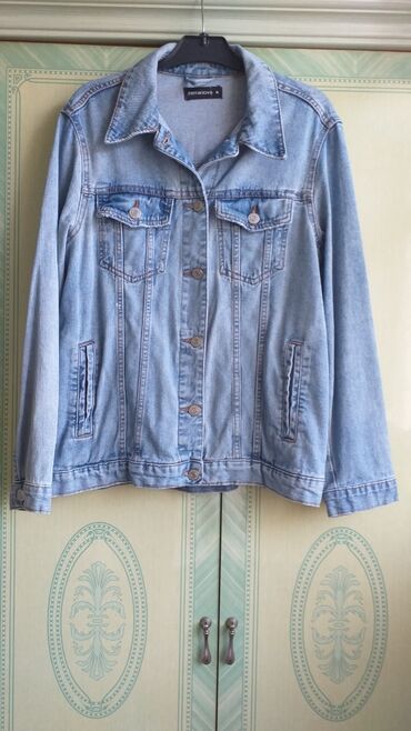 женские джинсовые жилетки: Женская куртка Terranova, L (EU 40), цвет - Голубой