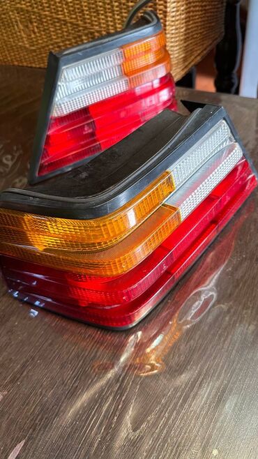 Автозапчасти: Комплект стоп-сигналов Mercedes-Benz 1991 г., Б/у, Оригинал, Германия
