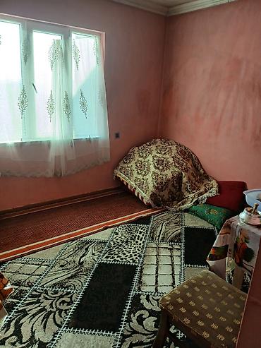 bir otaql: Həyətyanı sahəsi və kiçik yaşayış evi - Daş hasarla əhatələnmiş — 8