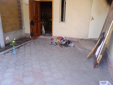 Продажа домов: Дом, 77 м², 3 комнаты, Собственник, Старый ремонт at lalafo.kg — 12 Продажа домов: Дом, 77 м², 3 комнаты, Собственник, Старый ремонт — 12