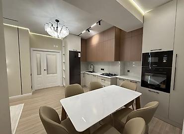 Долгосрочная аренда квартир: 3 комнаты, Агентство недвижимости, Без подселения, С мебелью полностью — 5