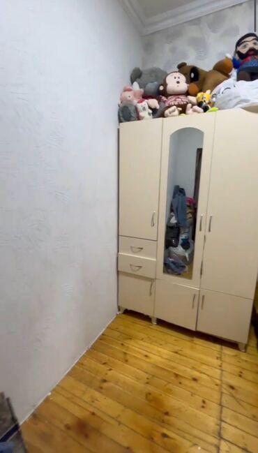 Həyət evləri və villaların satışı: 3 otaqlı, 70 kv. m, Orta təmir — 17