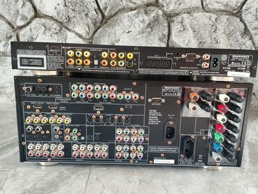 Musiqi mərkəzləri: - Marantz AV Surround Receiver SR8600 - HDMI girişi - Dolby — 20