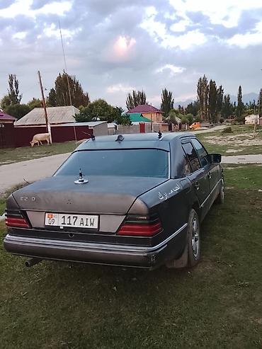 Унаа сатуу: Mercedes-Benz E-Class: 1991 г., 2.3 л, Кол менен иштөөчү, Бензин, Седан — 8