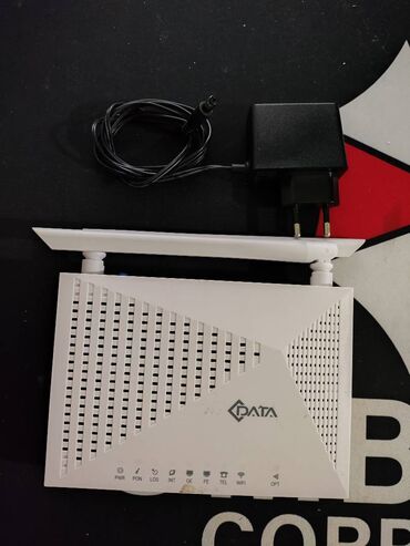 Modemlər və şəbəkə avadanlıqları: 1.DATA GPON Xpon onu fiber optik modem az işlənib-70 azn 2.Huawei — 3