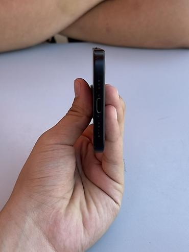 ayfon 16 e: IPhone 15, 128 GB, Qara, Face ID, Simsiz şarj — 7