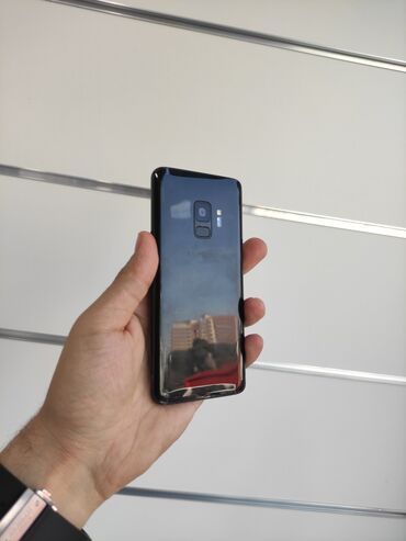 Poco: Samsung Galaxy S9, 64 GB