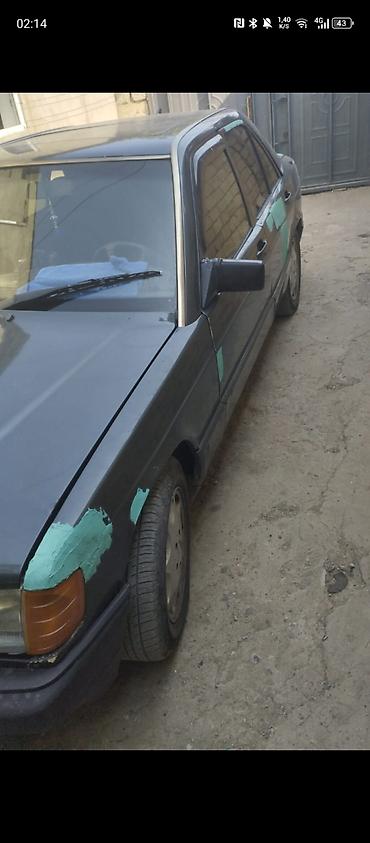 mercedes şəkilləri: Mercedes-Benz 190 (W201): 1.8 l | 1990 il Sedan — 5