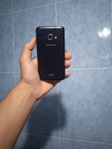 samsung a6: Samsung Galaxy J1 2016, rəng - Qara, İki sim kartlı