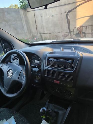 bot kar: Fiat Doblo: 1.3 l | 2010 il 15000 km Van body type — 3