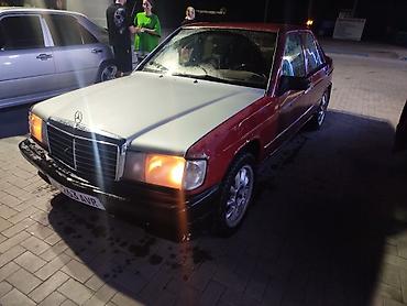 а 190: Mercedes-Benz 190: 1991 г., 2.6 л, Бензин — 1