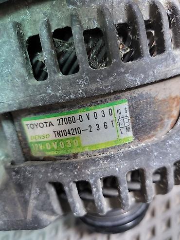 Генератор от Toyota Хайлендер 2011г., обьем 2,7. Тойота/Denso 12V. -