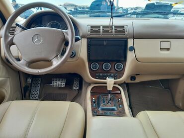 Mercedes-Benz: Mercedes-Benz ML-Class (W163) SUV - Kuzov: qara rəng, 5 qapı — 10