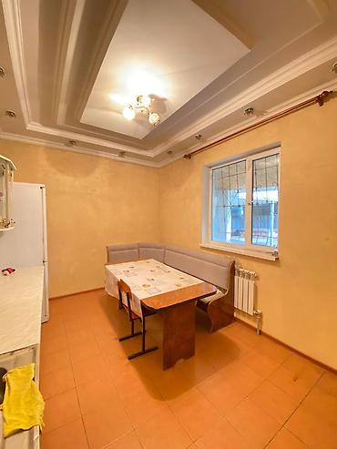 Продажа коттеджей и домов: Продаётся жилой дом с участком. Особенности дома: - Один этаж плюс — 5