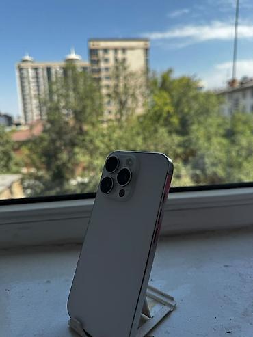 ipone: IPhone 16 Pro, Б/у, 128 ГБ, White Titanium, Защитное стекло, Чехол — 1