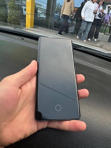 gestalt hero: Redmi, Redmi Note 14 Pro, Б/у, 256 ГБ, цвет - Черный, 2 SIM — 2