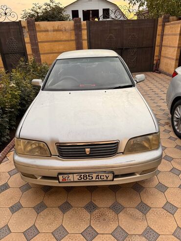 домкрат для машины цена: Продаю серебристый седан Toyota Camry,, 1994 года,,, механика,,