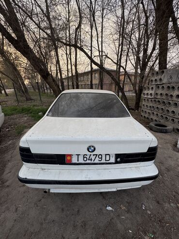 запчасти bmw 525: BMW 525: 1990 г., 2.5 л, Механика, Бензин, Седан