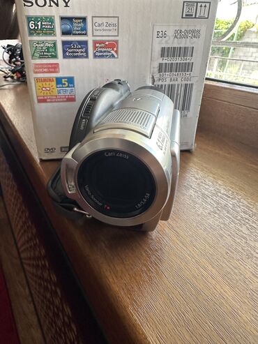 Видеокамеры: Продаётся видео камеры ✔️Видео камера 🎥 Sony 8000с ✔️Фото аппарат — 3