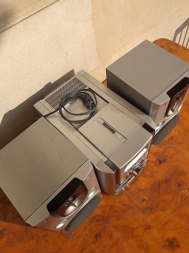 mini bar soyuducu: Sony musiqi mərkəzi əla vəziyyətdə Radio və Aux və mikrofon karaoke — 8