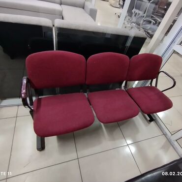 Другая мебель: Кресла для актовых залов 3-х и 4-х секционные. Кресла в наличии и на — 5