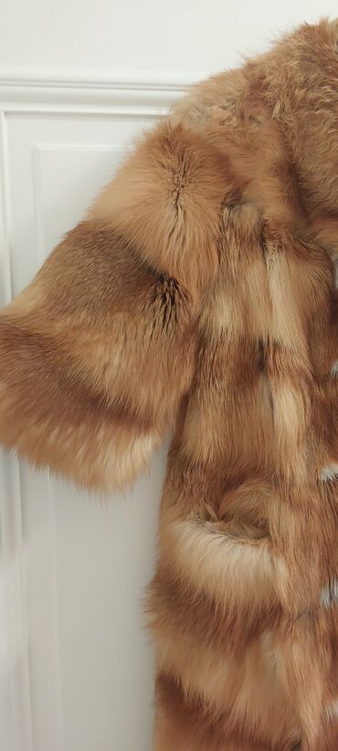 Kürklər: Manzari brendinin tülkü kürkünü satıram. Ölcu 40-42, 3/4 qollar — 8