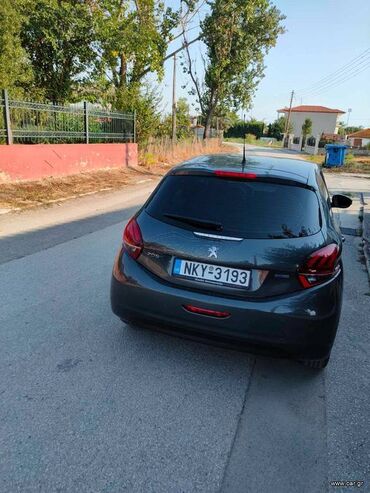 Used Cars: Peugeot 208: 1 l | 2016 year 153000 km. Hatchback